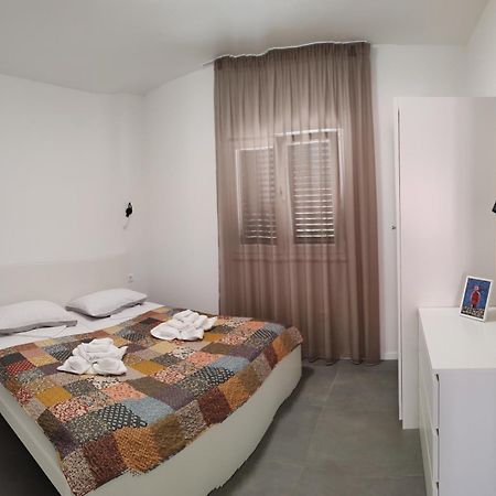 Jbl Apartman Seget Vranjica Kültér fotó