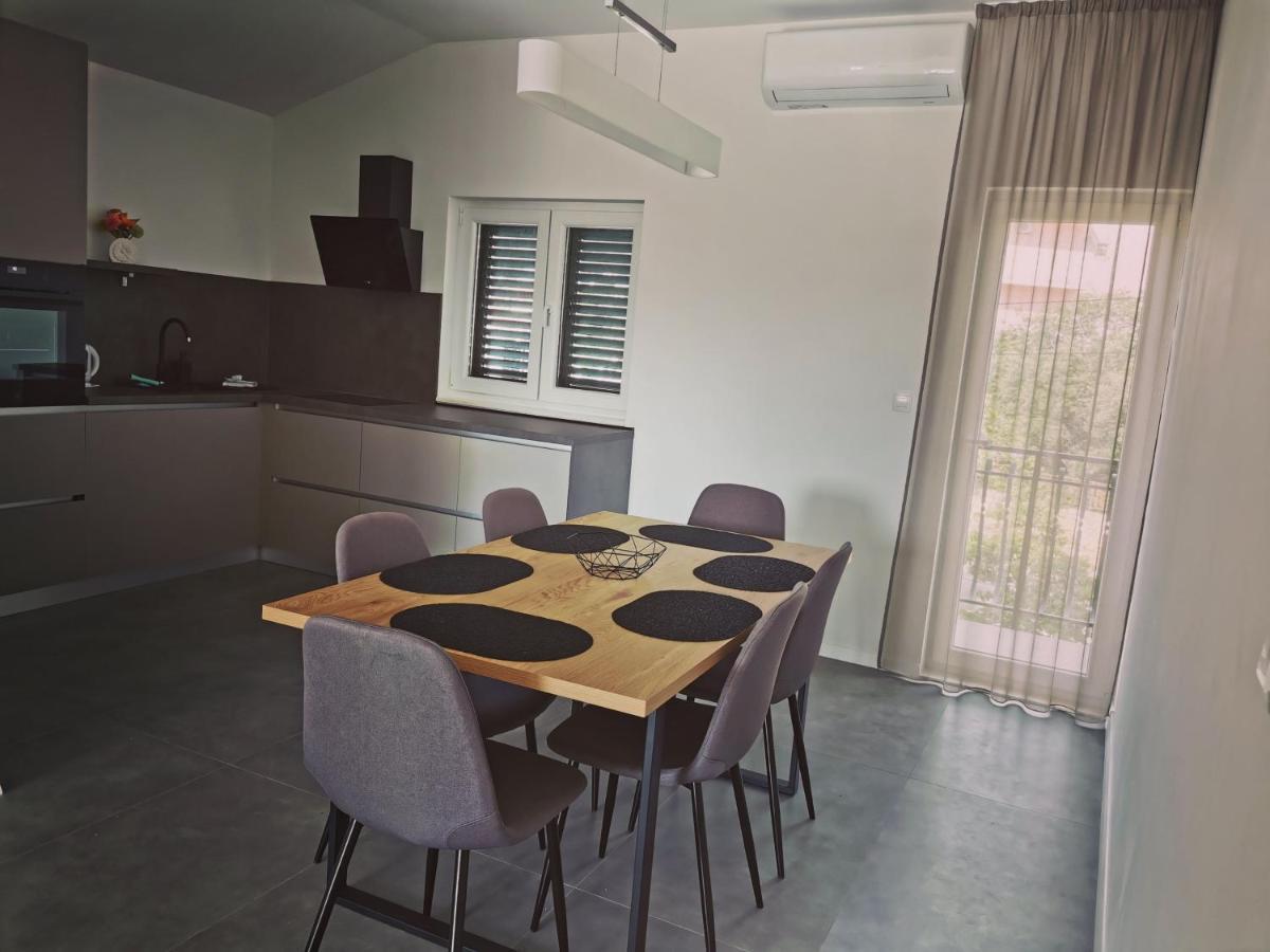 Jbl Apartman Seget Vranjica Kültér fotó